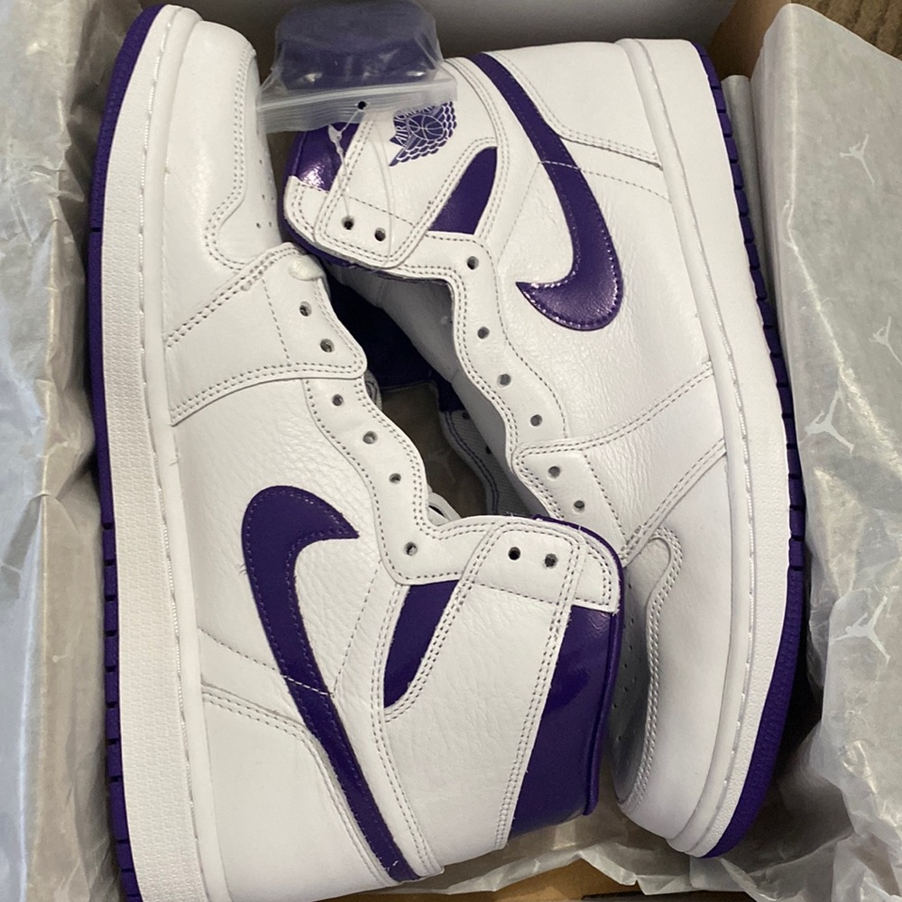 NWT Jordan 1 High OG size 12